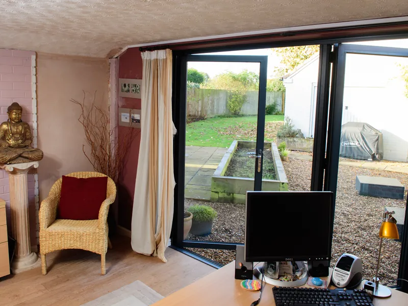 Bifold Sydenham